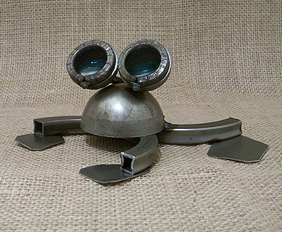 Metal Frog Sculpture